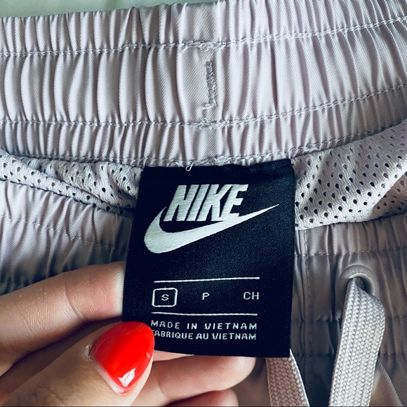 Nike purple lounge shorts - Picture 6 of 7